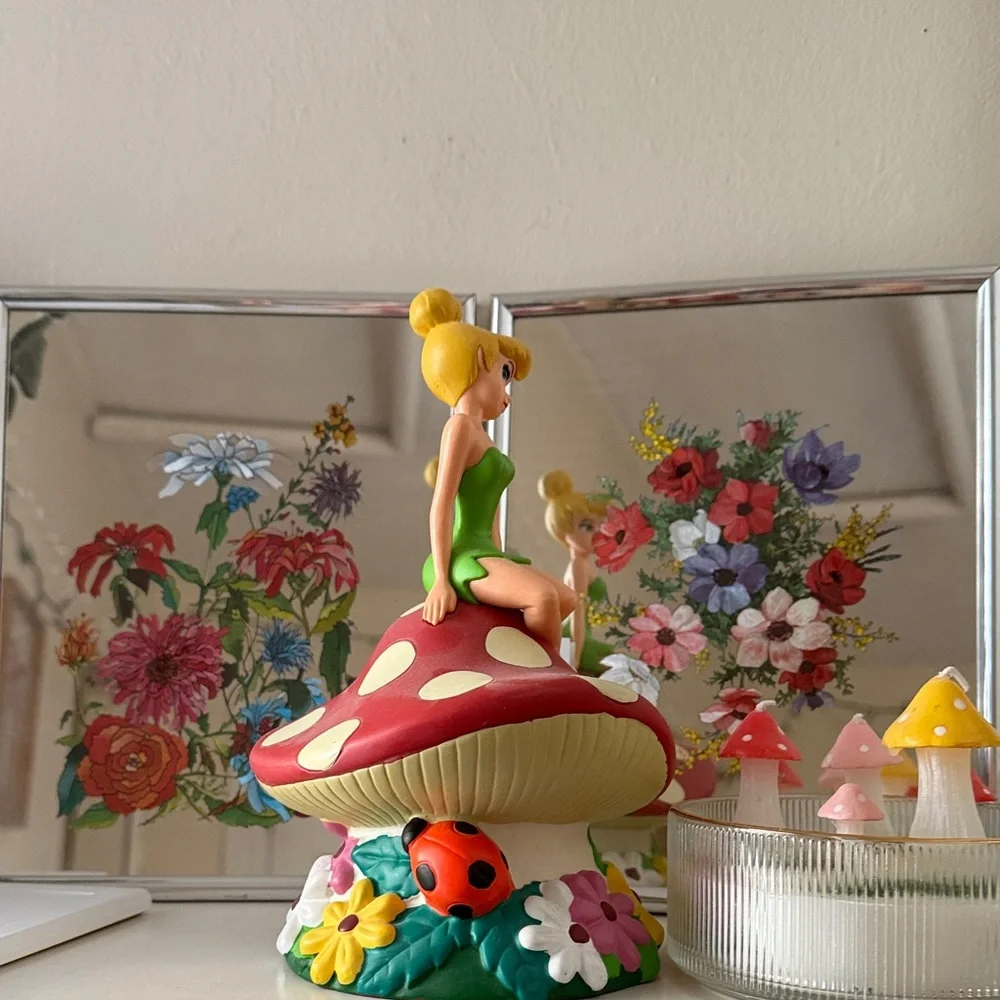 Vintage Disney Tinker Bell Mushroom Coin Holder - Picture 4 of 5